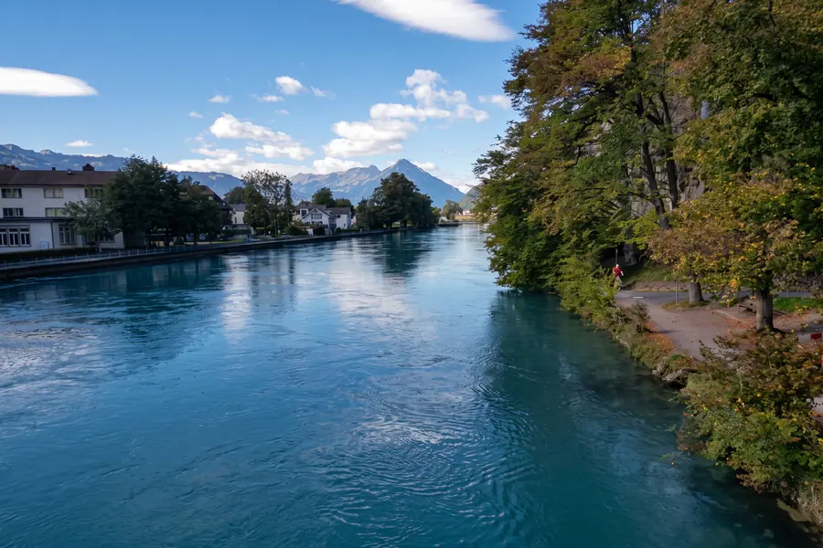Die Aare bei Interlaken