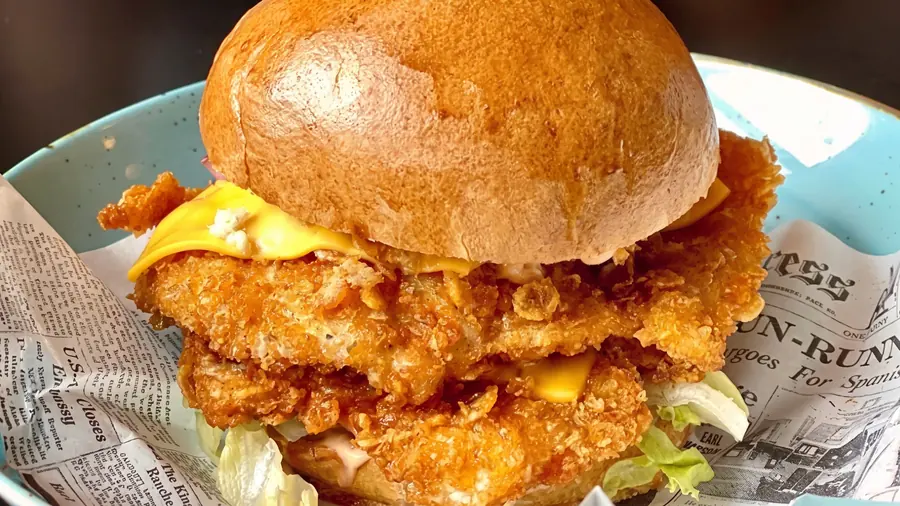 Burger with double-crispy chicken